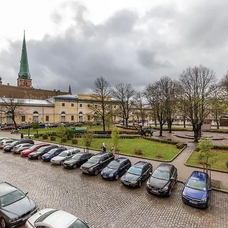 Apartamento Old Town Facing Castle *